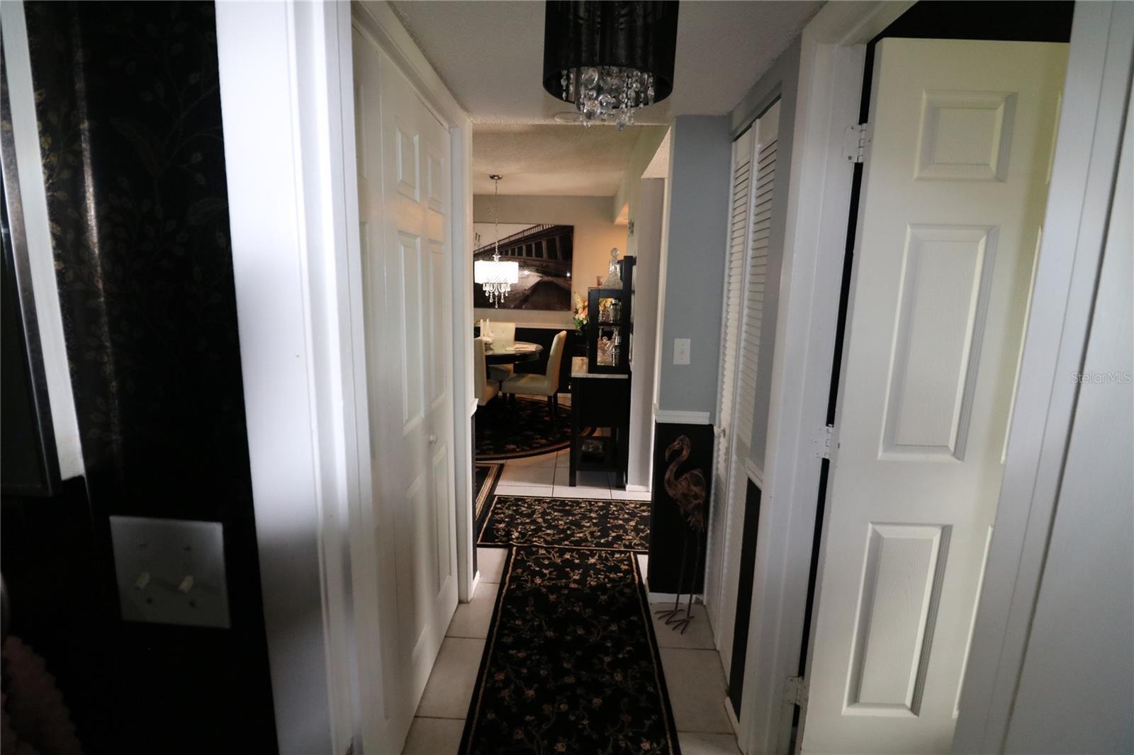 105 LAKESIDE CT #ELW VI UNIT 5 — photo 44
