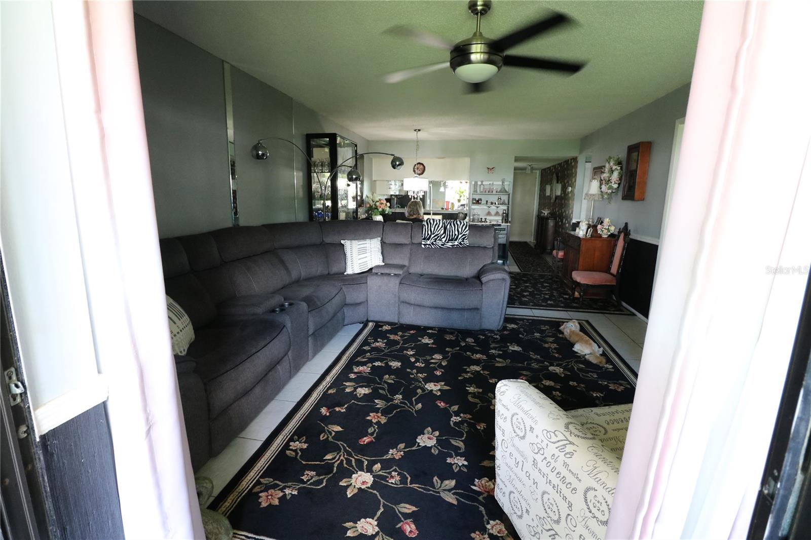 105 LAKESIDE CT #ELW VI UNIT 5 — photo 45