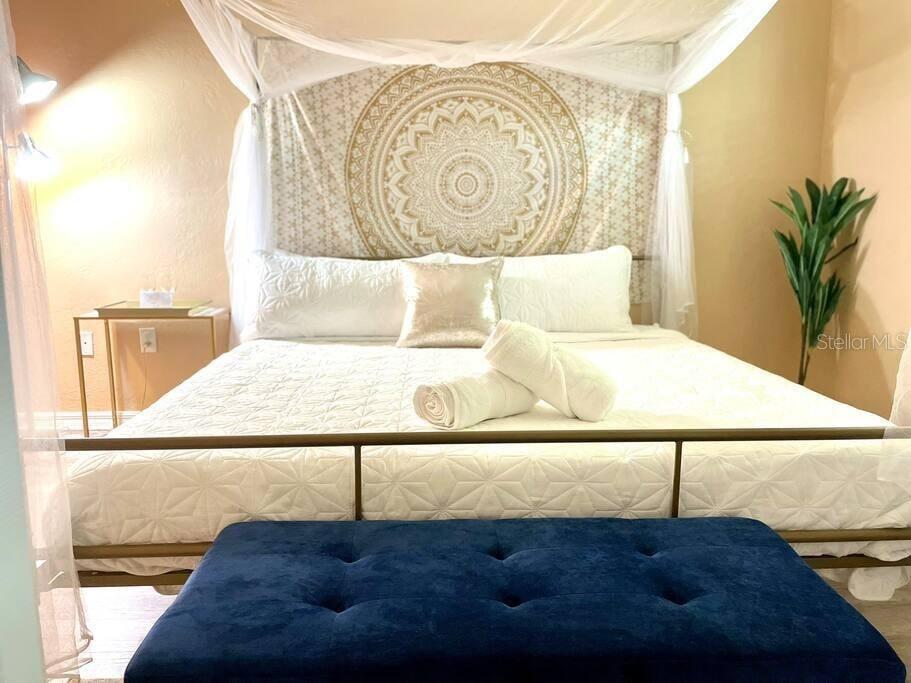 2050 ARLINGTON ST #106 — photo 5
