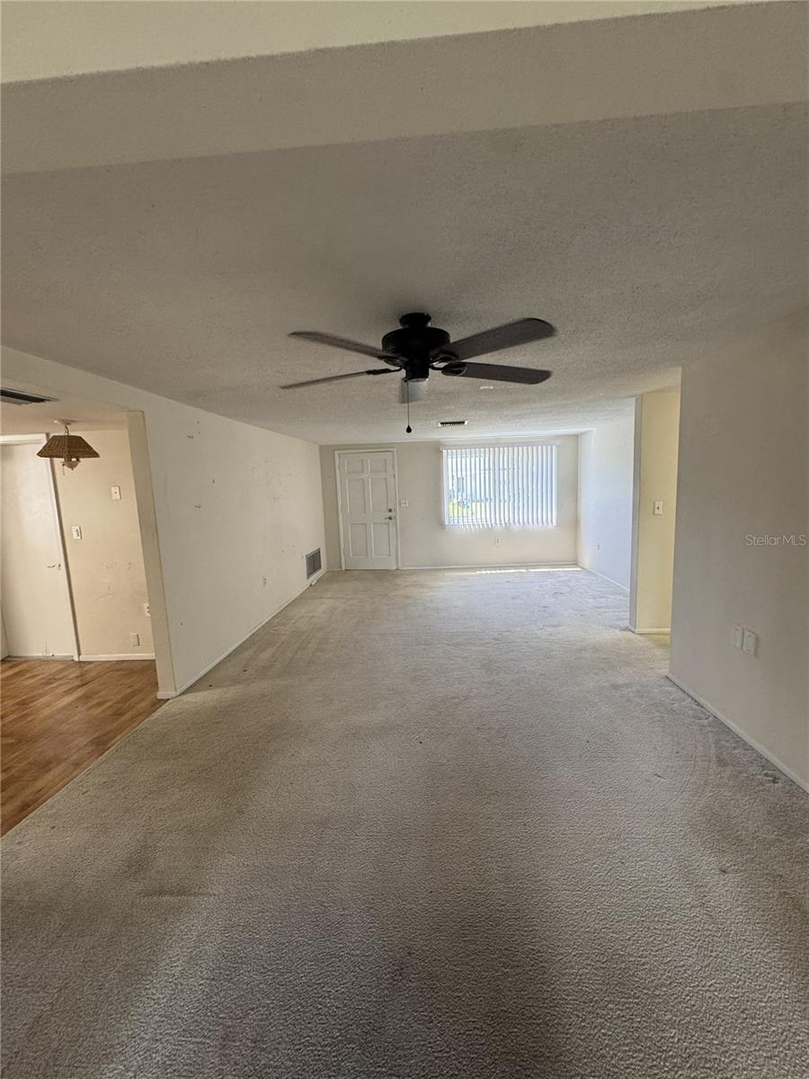 8930 WINDSONG LN — photo 18