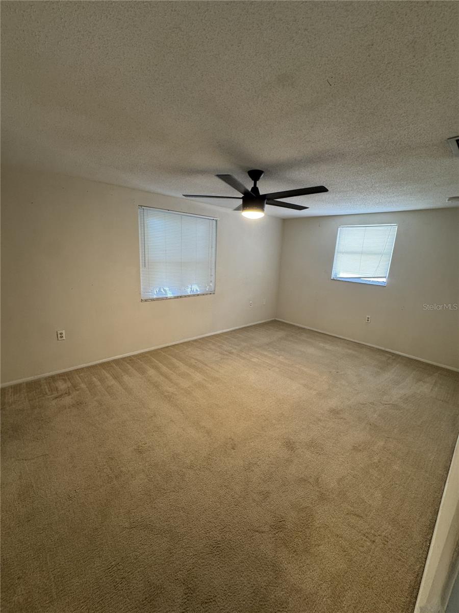 8930 WINDSONG LN — photo 33