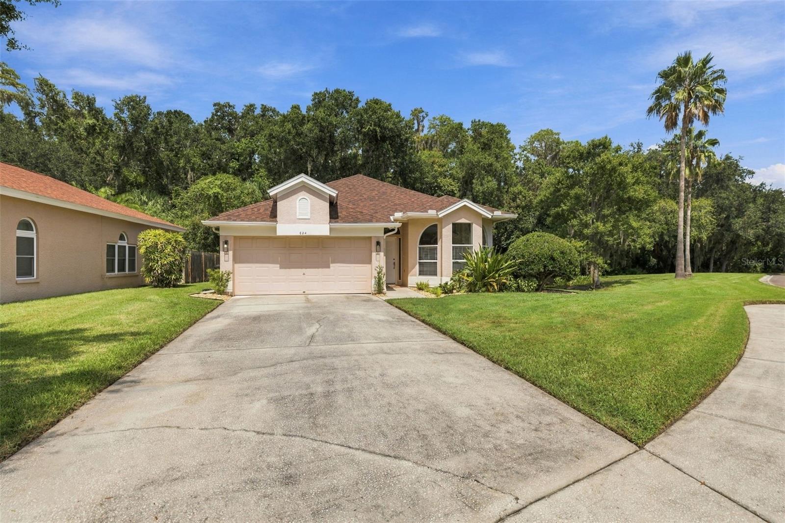 624 KINGSMILL CT — photo 47