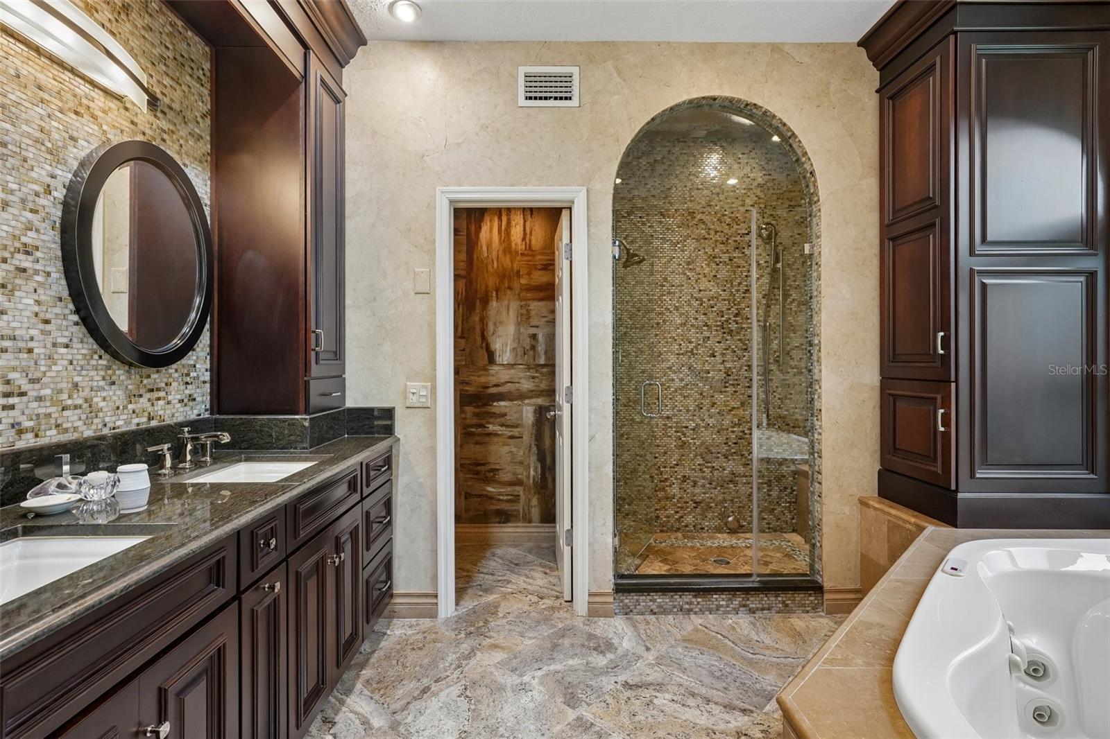 4710 RIDGECLIFF DR — photo 26