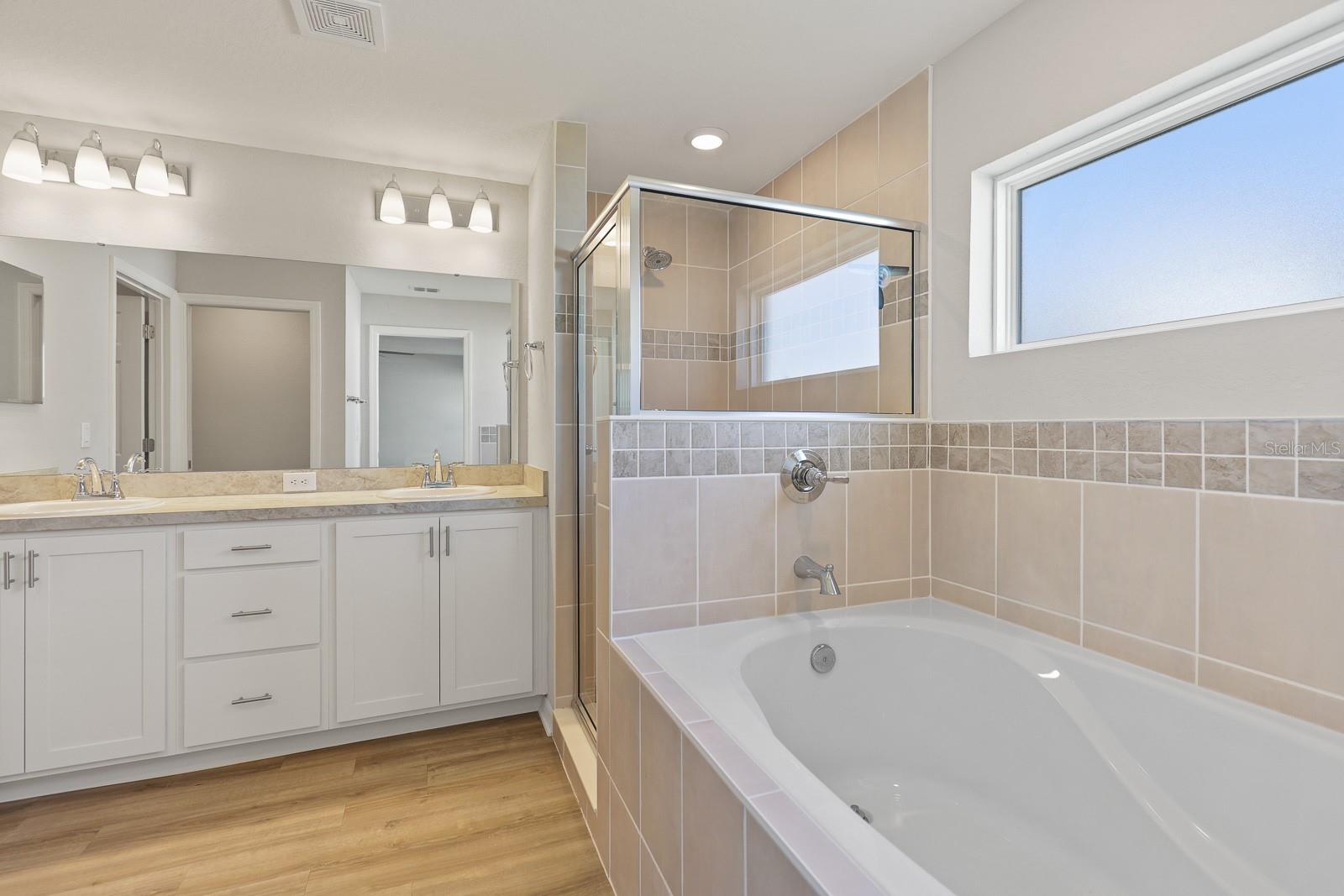 11720 CONIFER CONE CT — photo 17