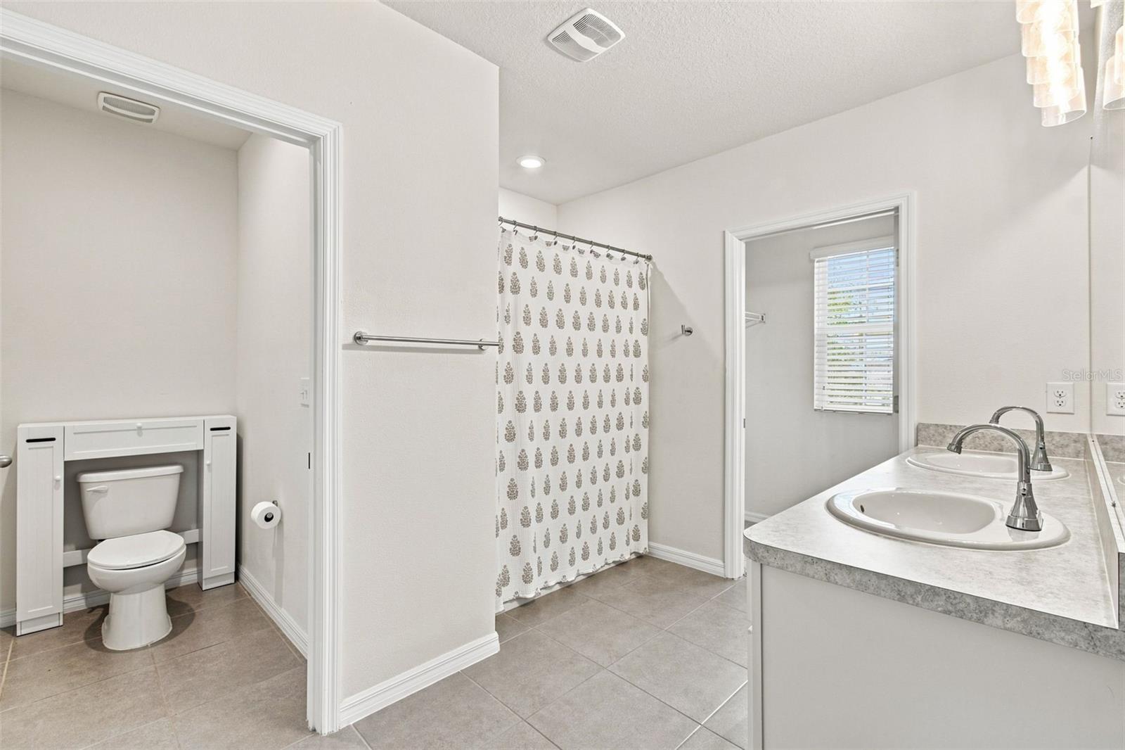 11833 MYRTLE ROCK DR — photo 47