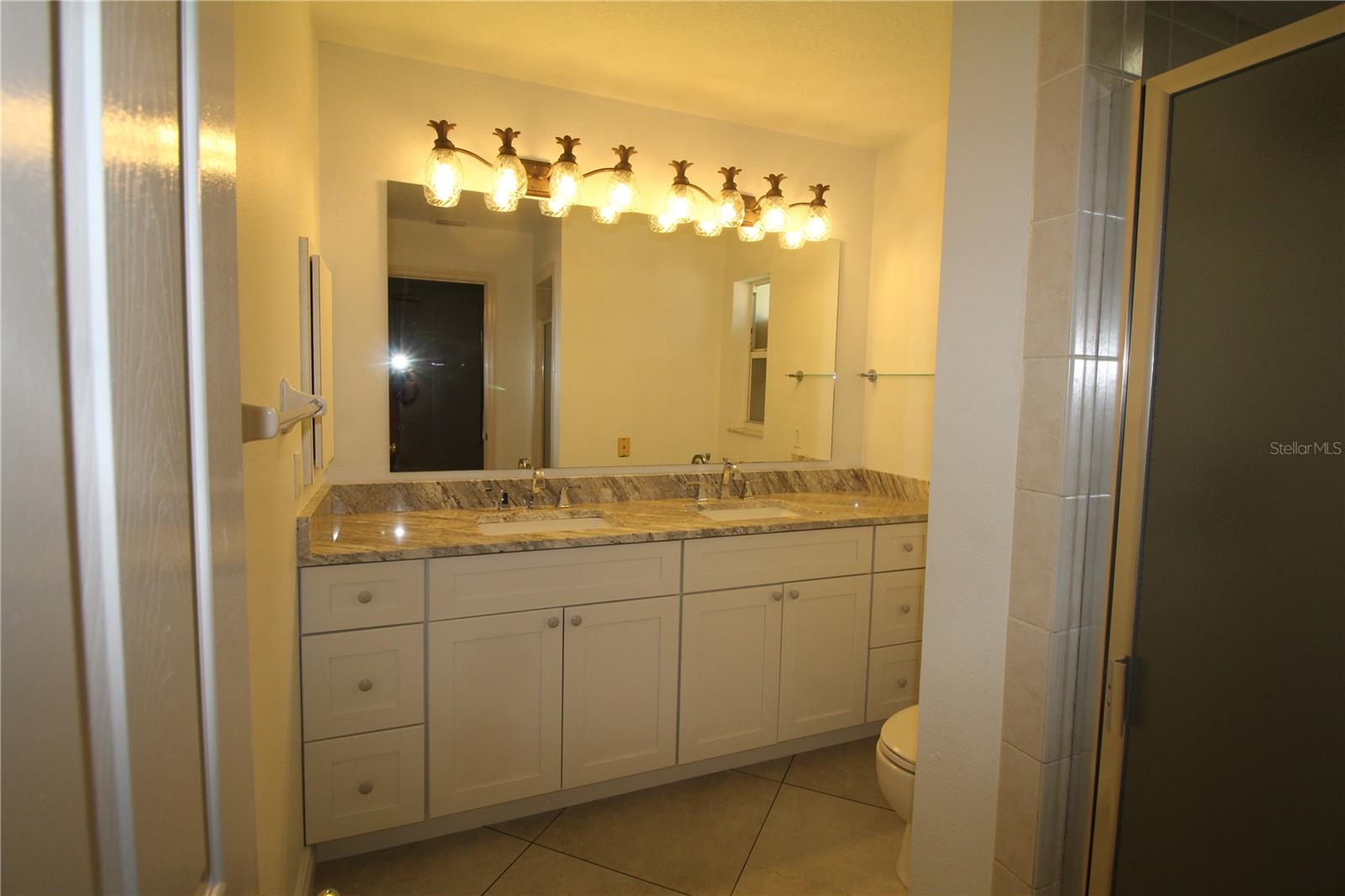 1759 ALABELLE LN — photo 12