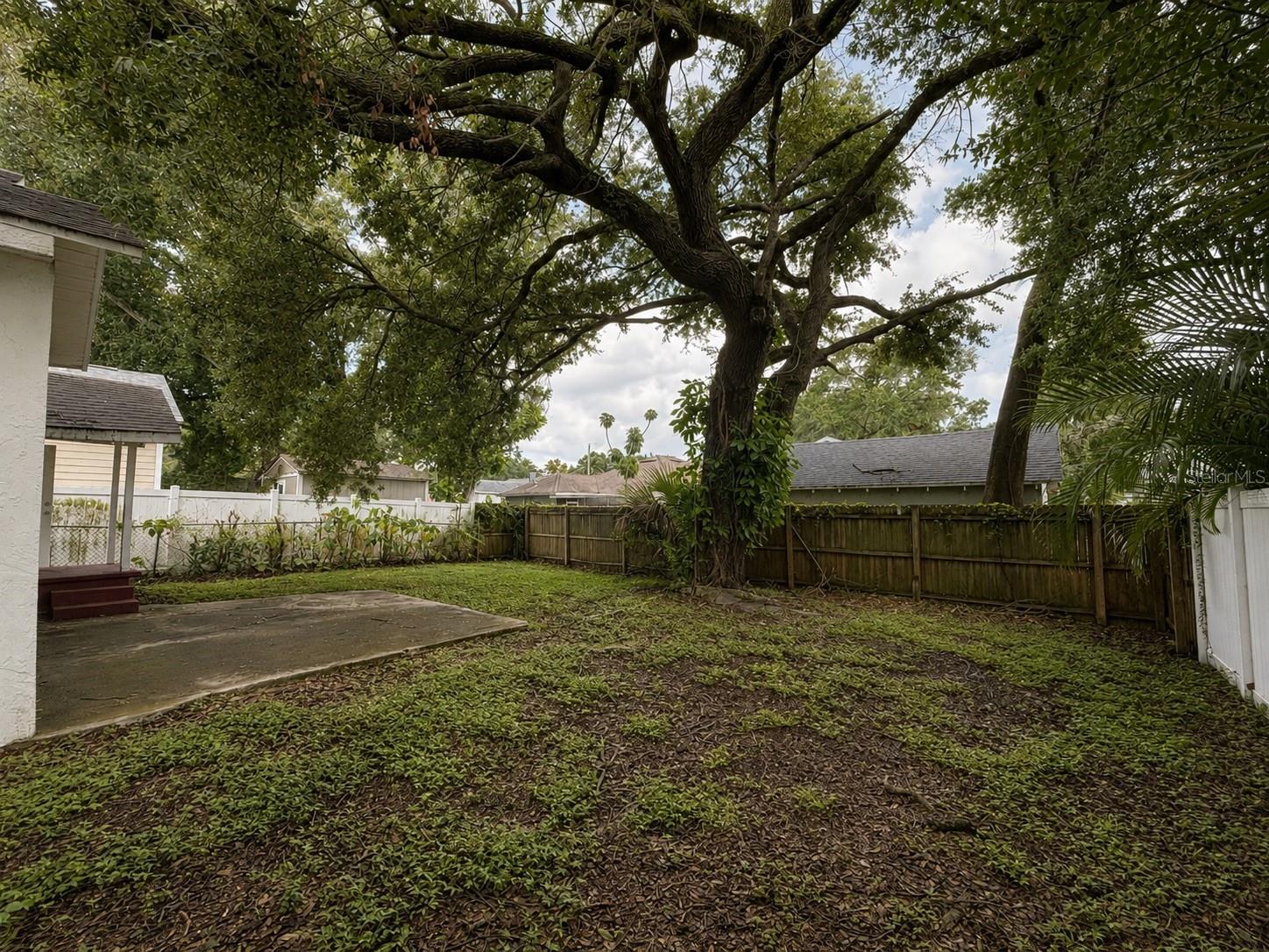 103 W EMMA ST — photo 15