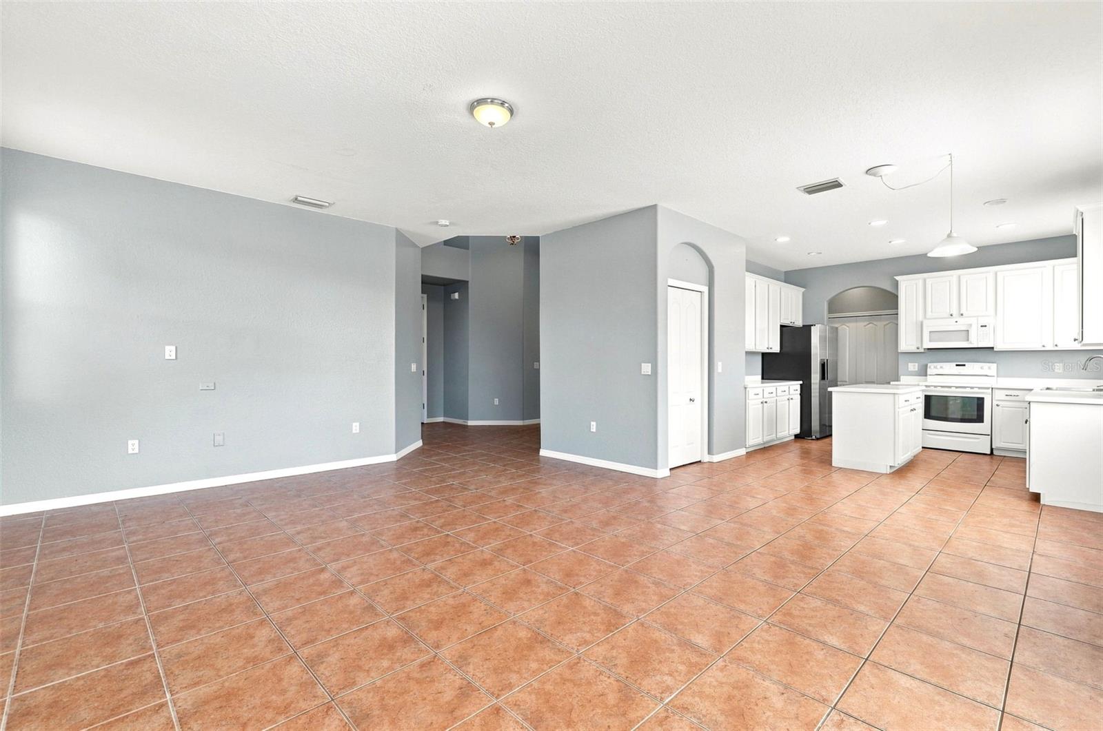 2386 PECAN DR — photo 10