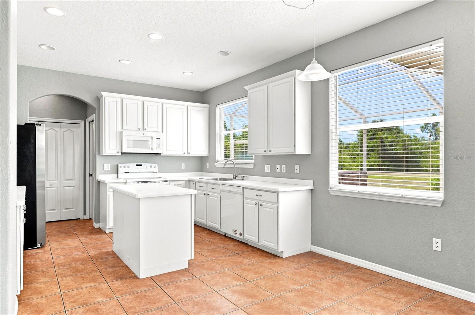 2386 PECAN DR — photo 13