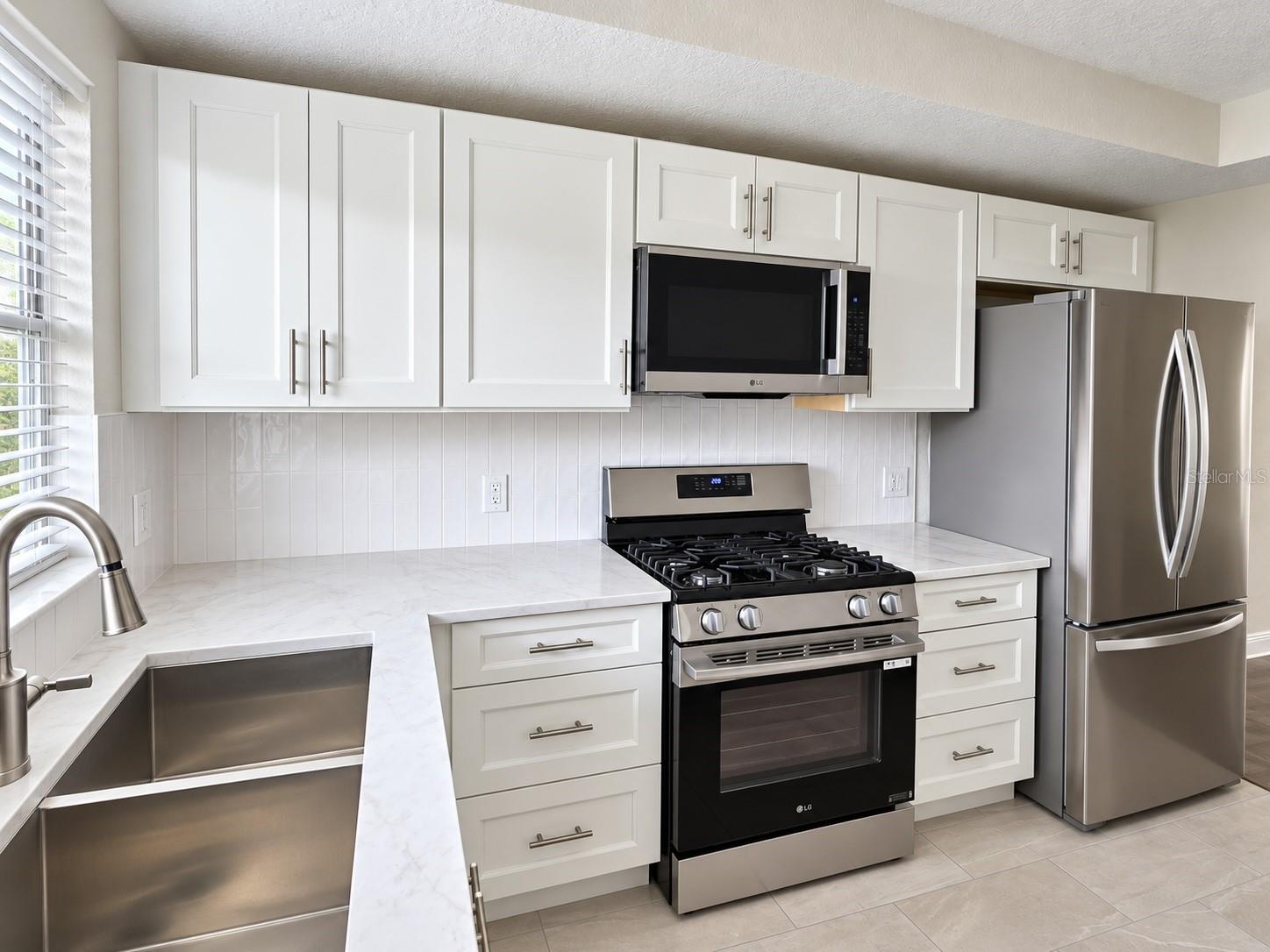 1819 SHORE DR S #APT 106 — photo 5