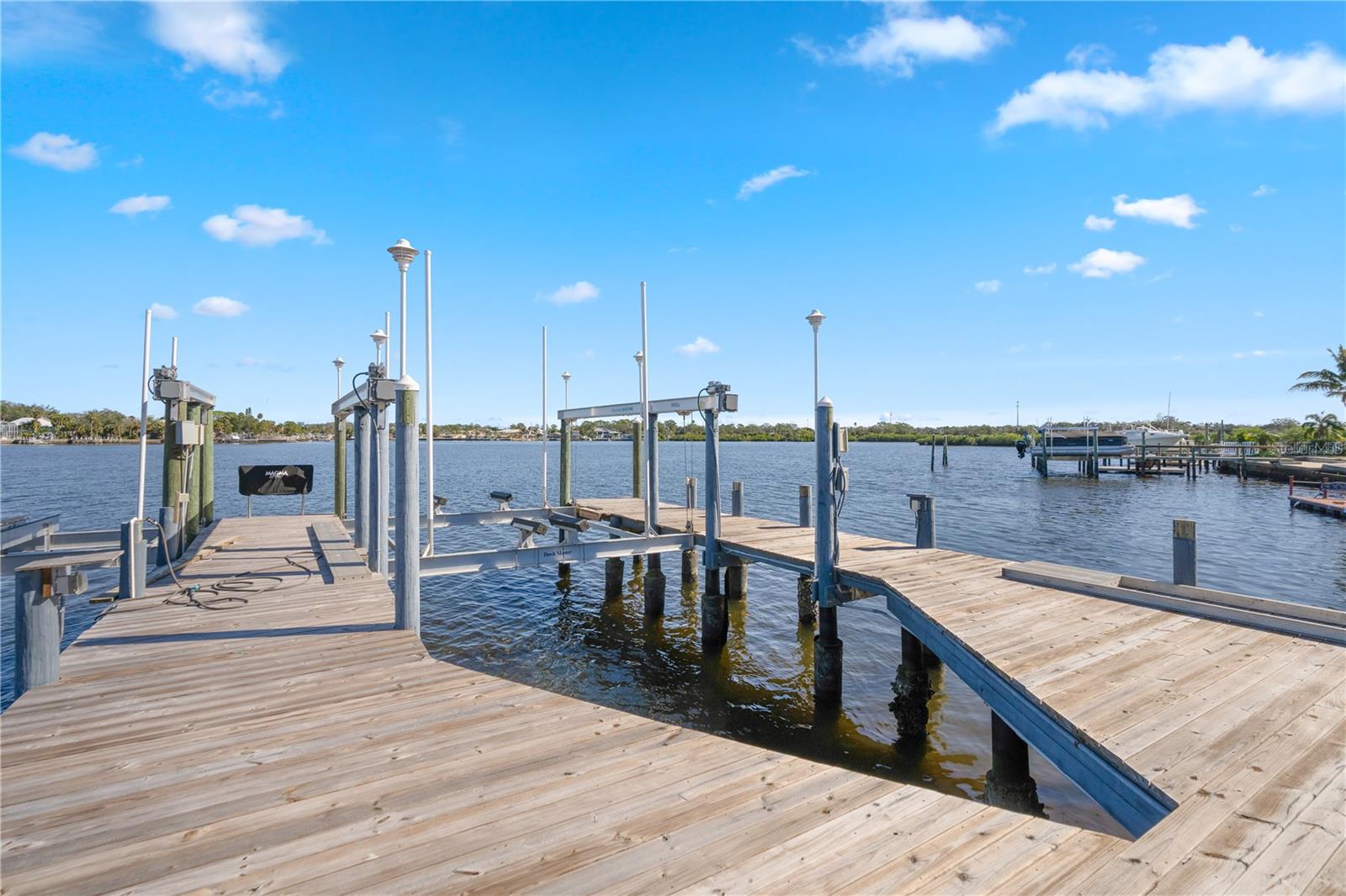 5027 WATERSIDE DR — photo 15