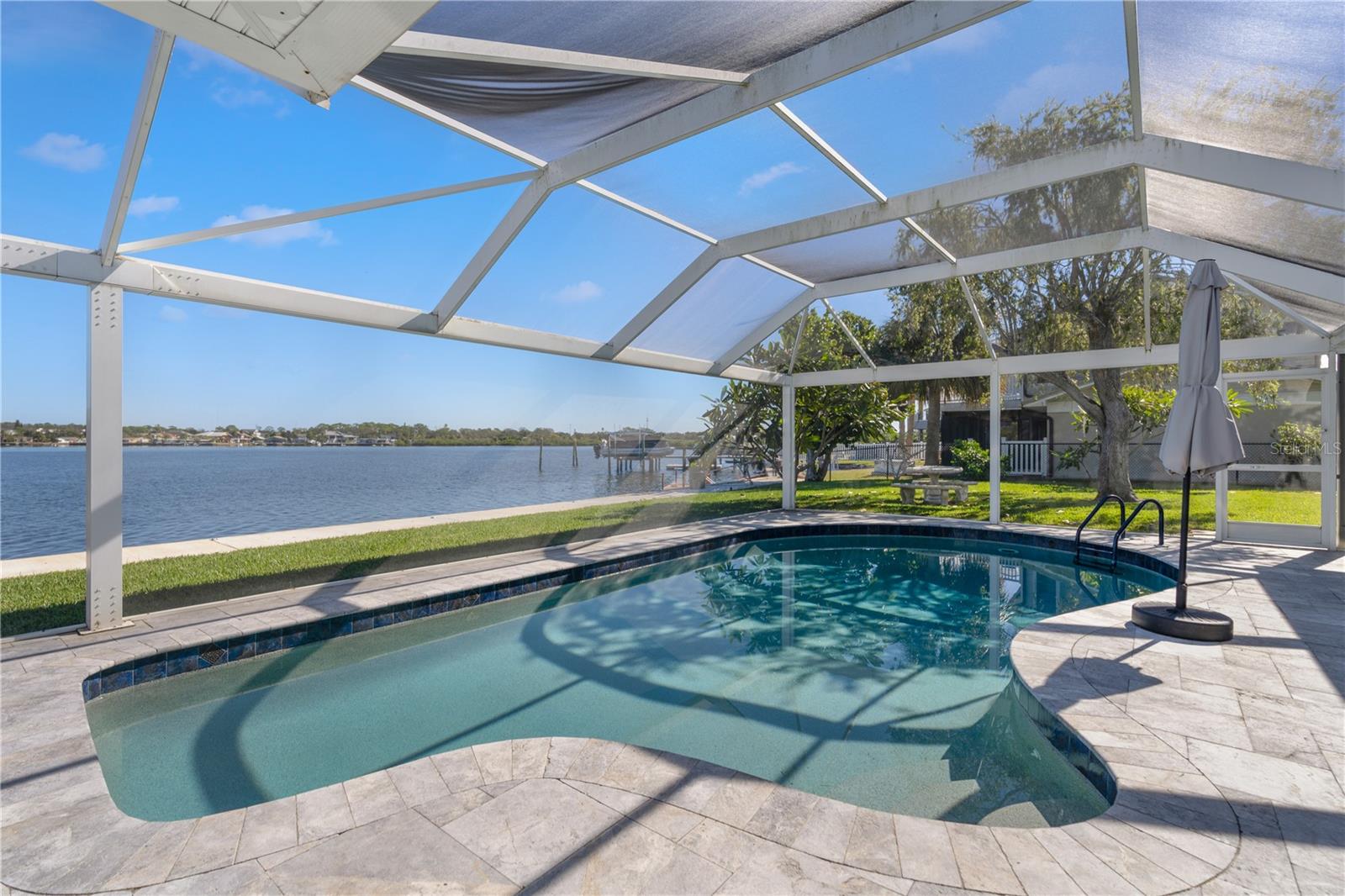 5027 WATERSIDE DR — photo 9