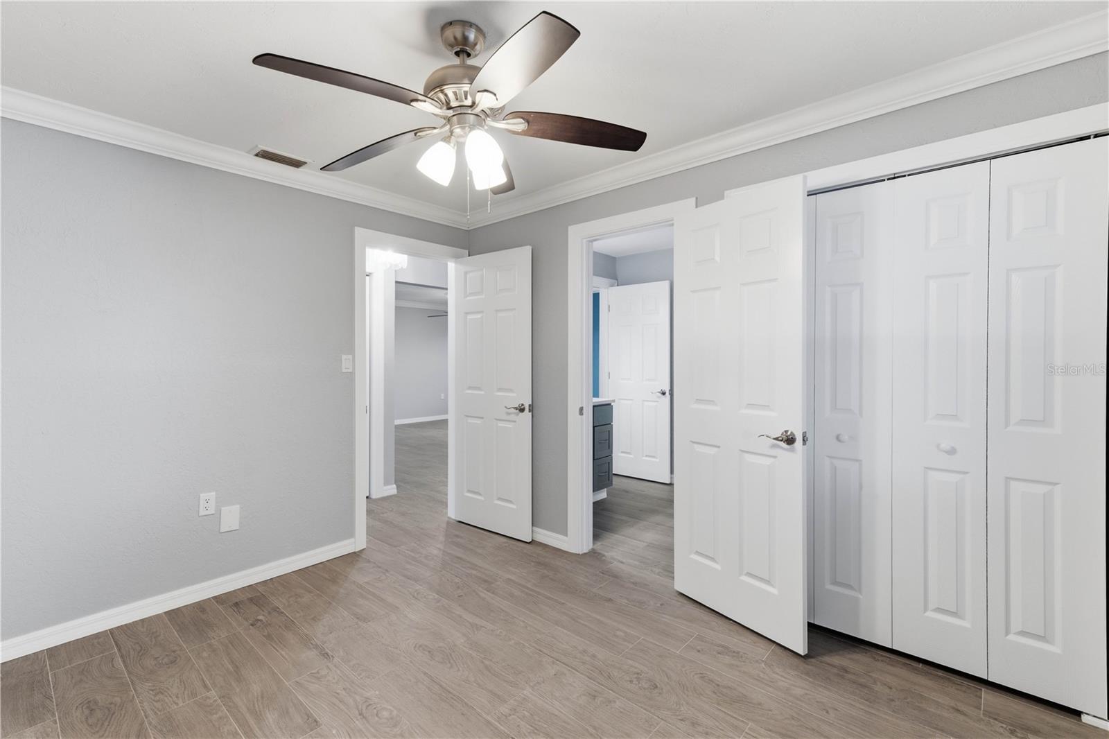 5027 WATERSIDE DR — photo 41