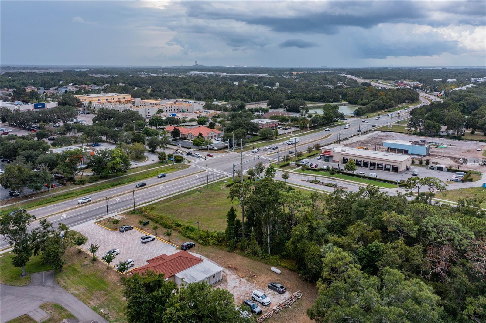 10508 GIBSONTON DR — photo 10