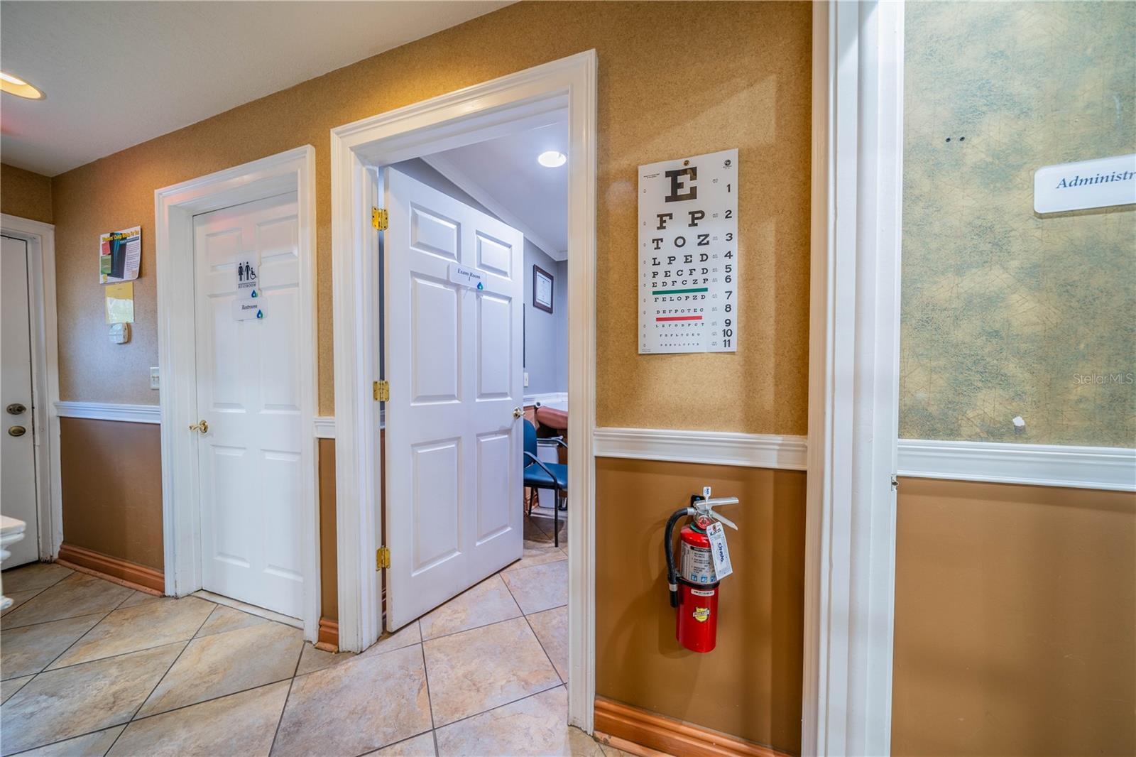 10508 GIBSONTON DR — photo 15
