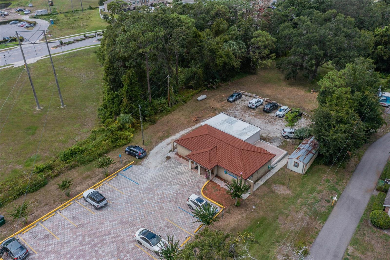 10508 GIBSONTON DR — photo 7