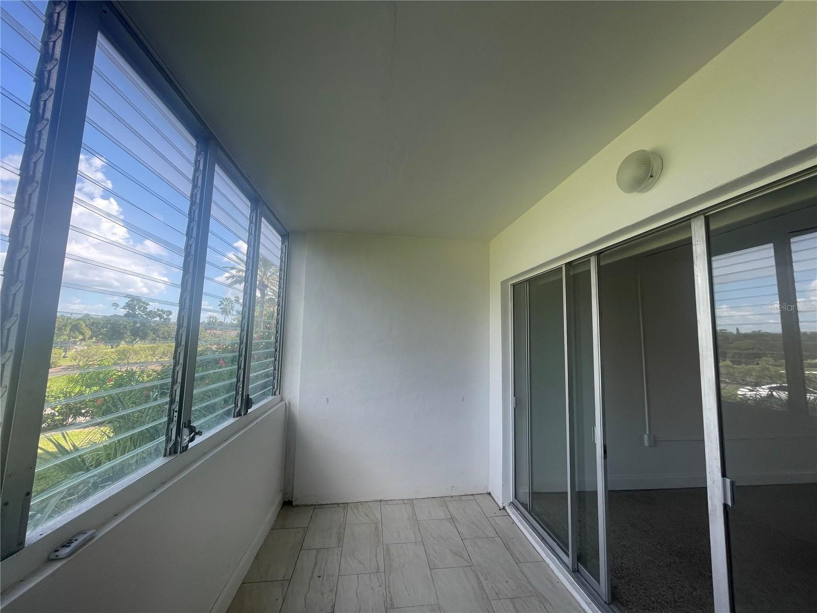 200 N BETTY LN #1B — photo 11