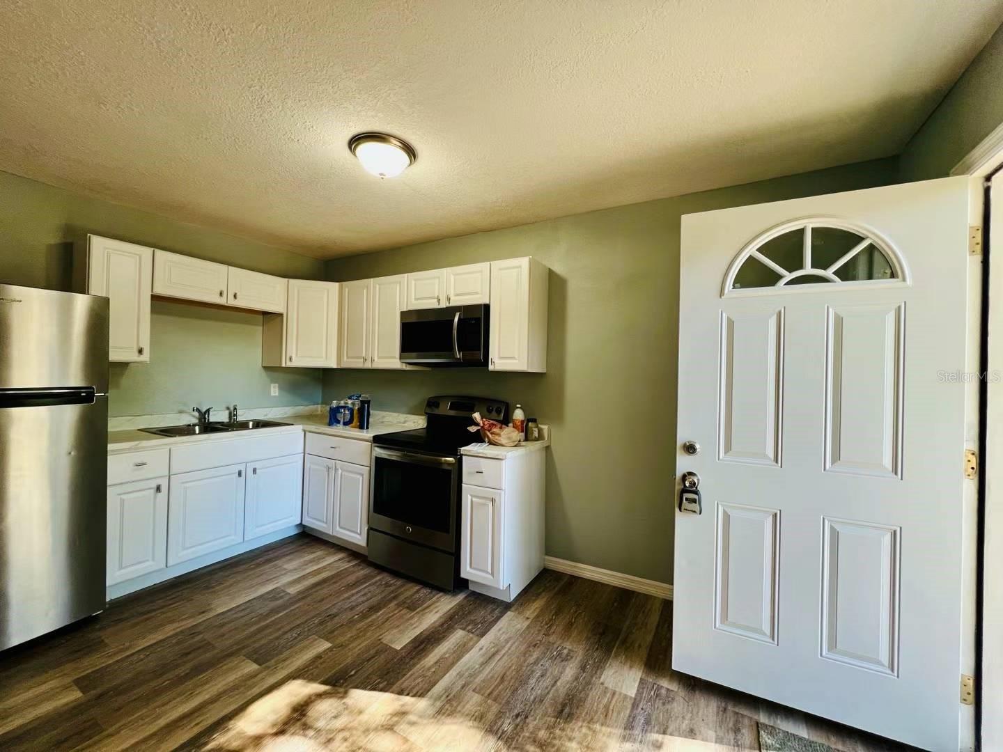 506 N MACDILL AVE — photo 17