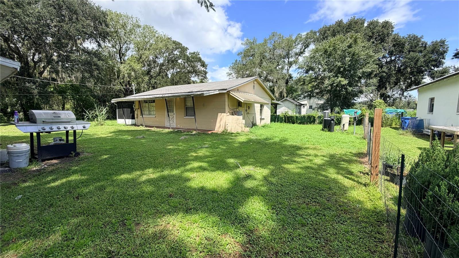 3602 CORONET PIT RD — photo 4