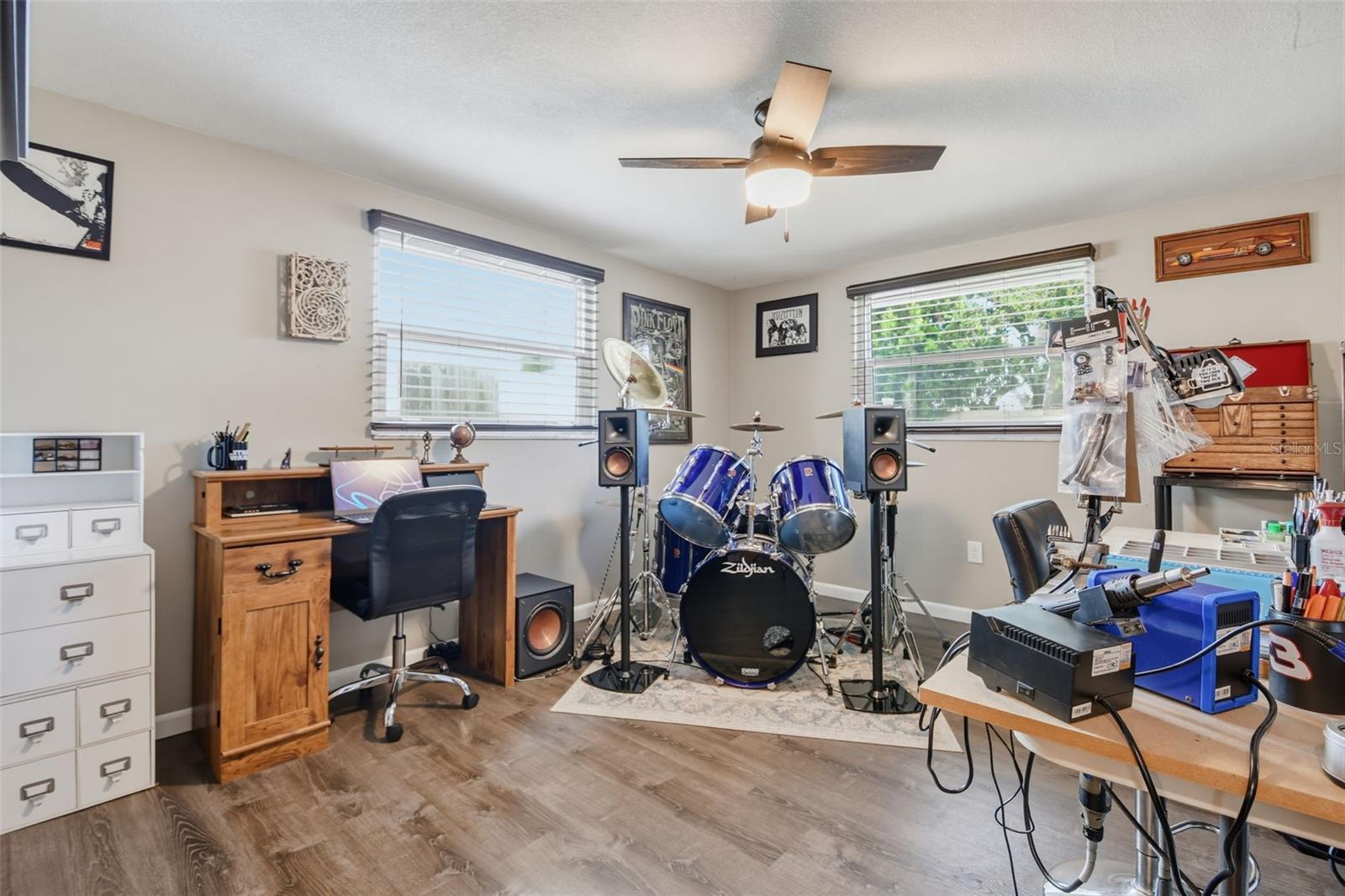 10831 MAPLEWOOD AVE — photo 17