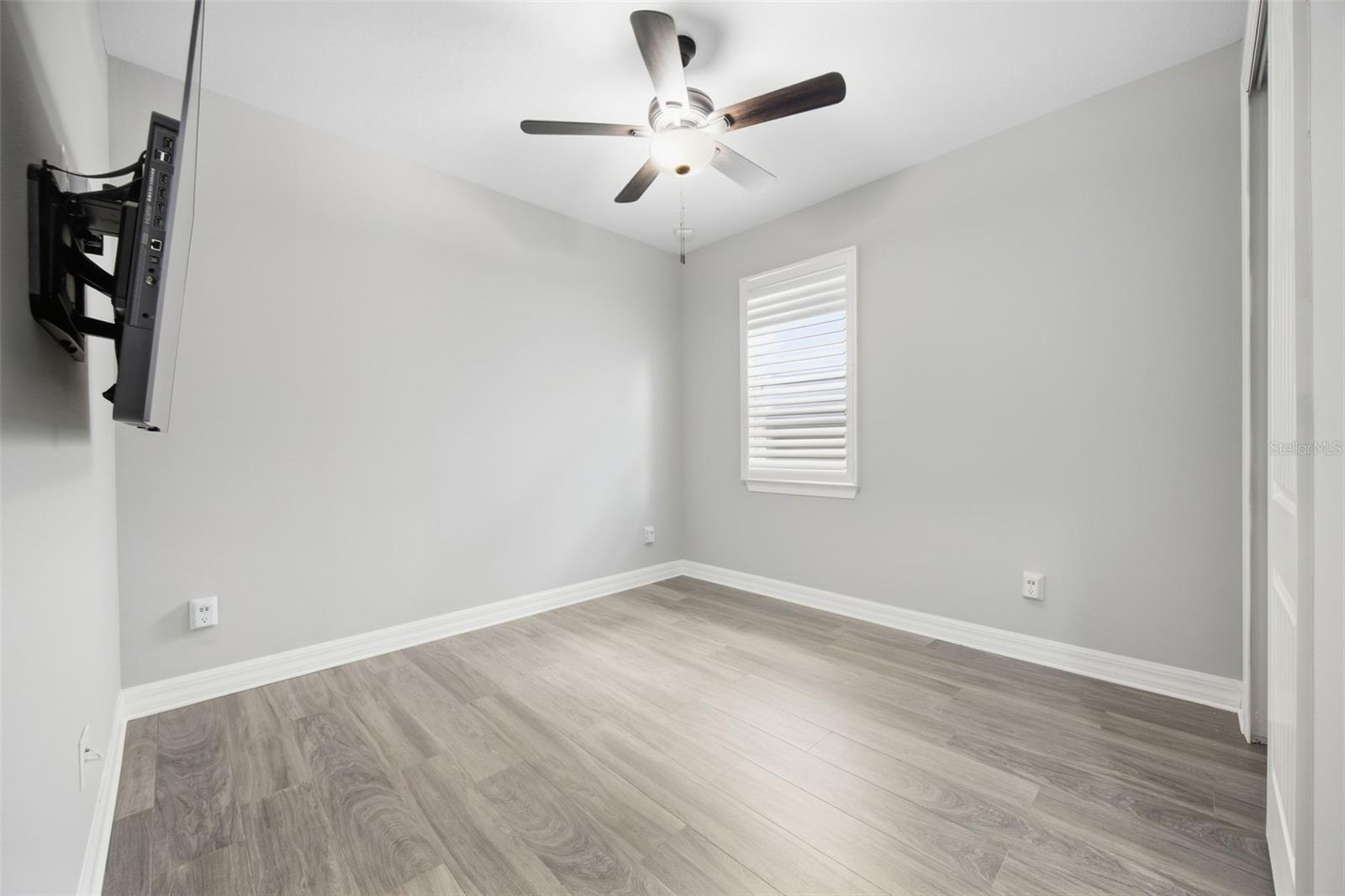 9442 IBIS GROVE BLVD — photo 33