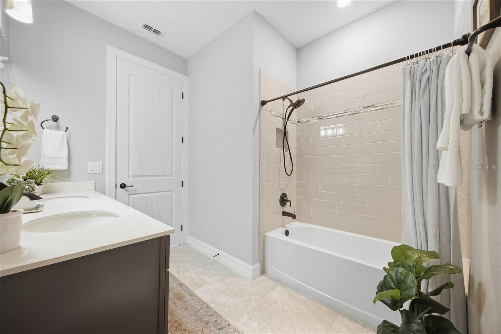 9442 IBIS GROVE BLVD — photo 44