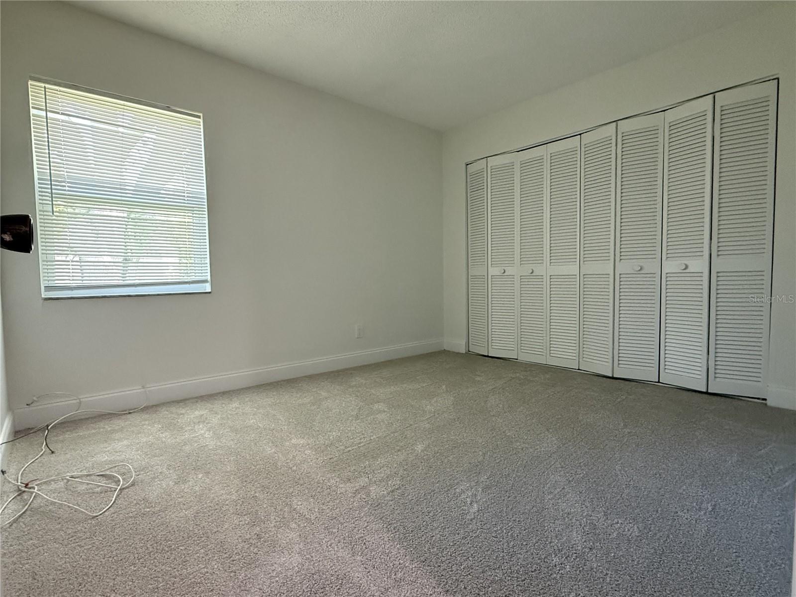 2705 SAND HOLLOW CT CLEARWATER, FL 33761-3732 — photo 4