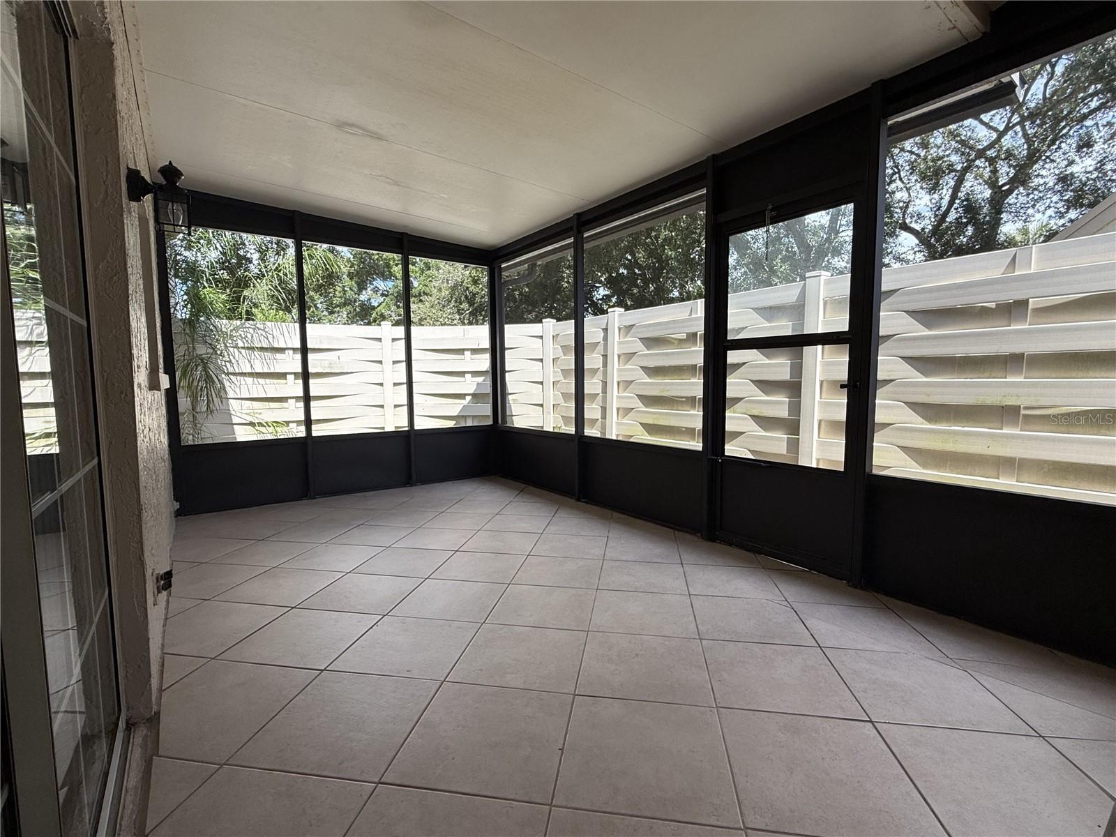 2705 SAND HOLLOW CT CLEARWATER, FL 33761-3732 — photo 23