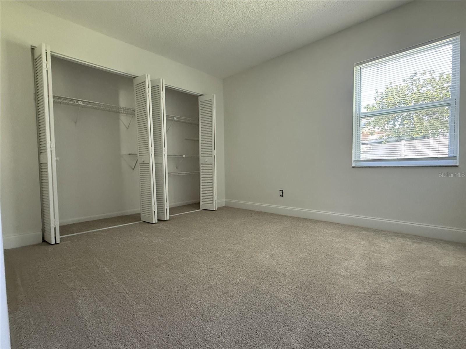 2705 SAND HOLLOW CT CLEARWATER, FL 33761-3732 — photo 3
