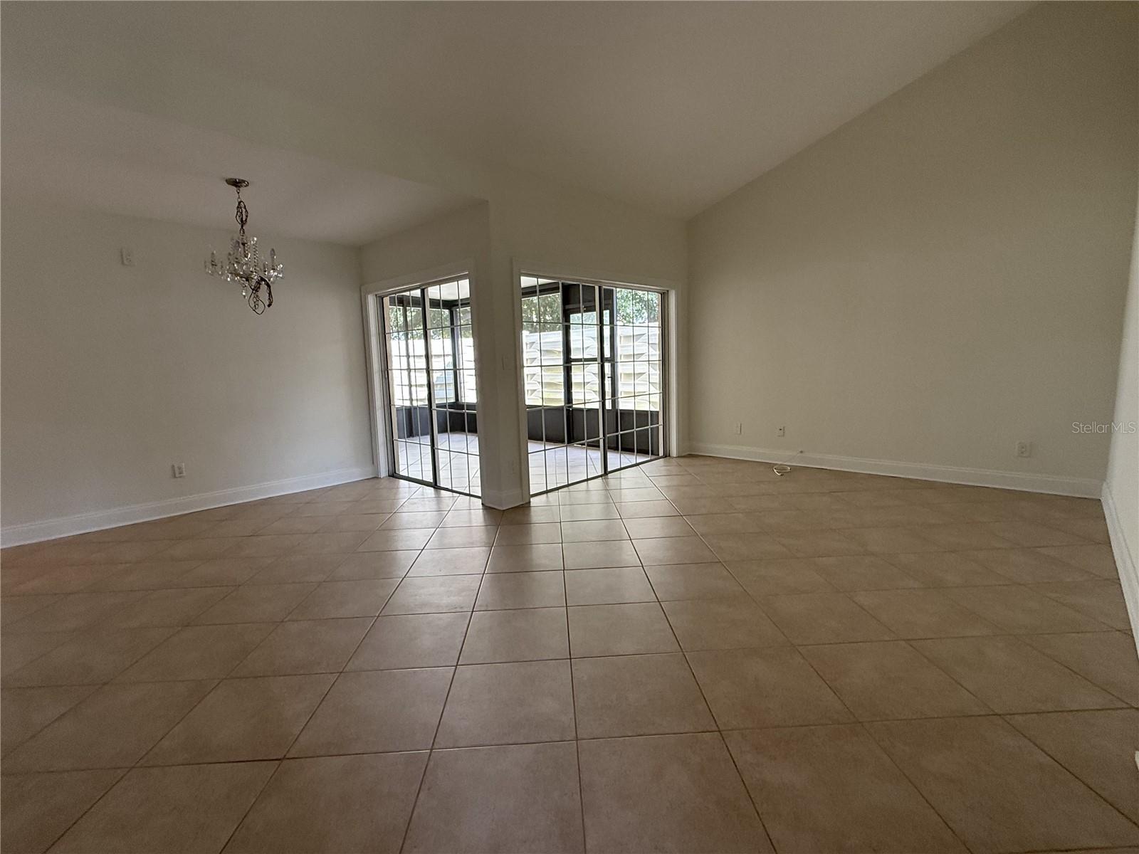 2705 SAND HOLLOW CT CLEARWATER, FL 33761-3732 — photo 26