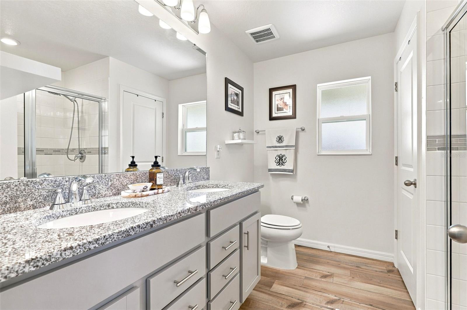 9540 SANDY BLUFFS CIR — photo 18
