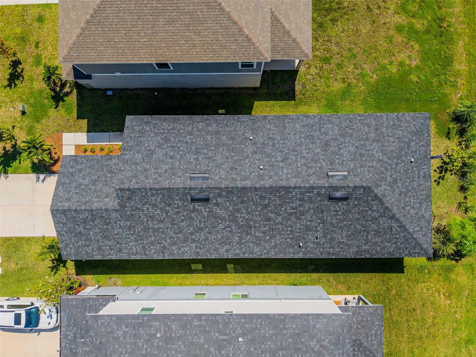 9540 SANDY BLUFFS CIR — photo 33