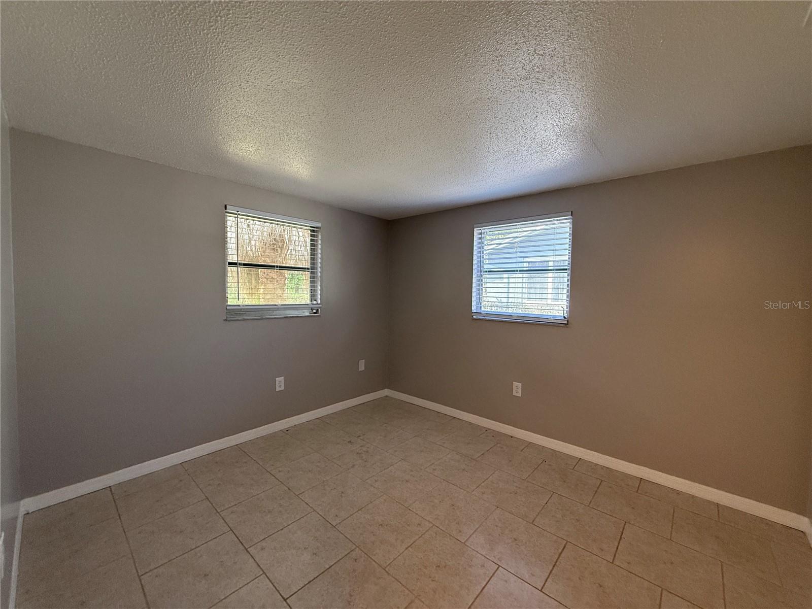 536 BRIARWOOD RD — photo 10