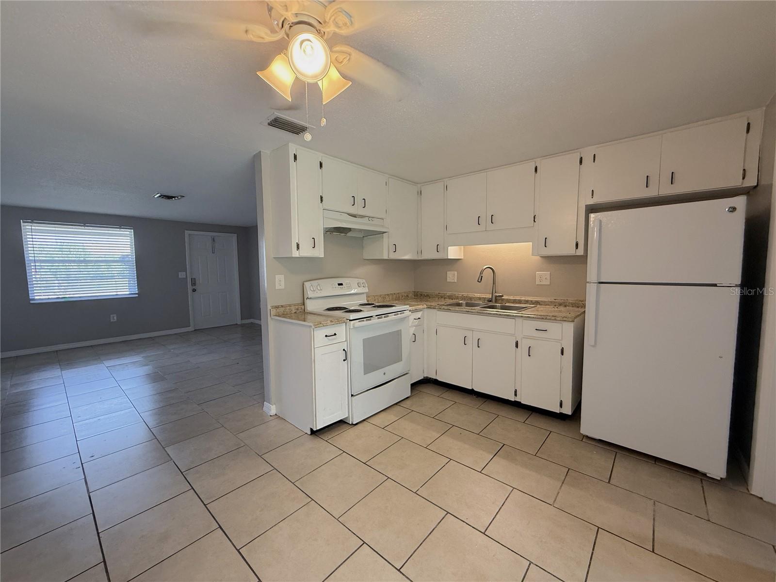 536 BRIARWOOD RD — photo 4