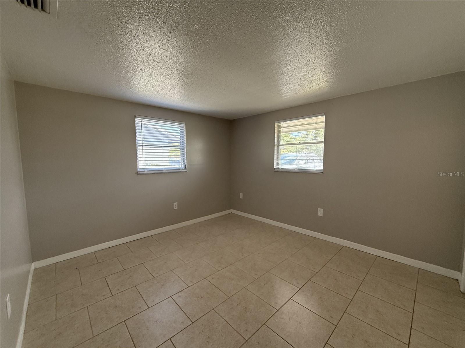 536 BRIARWOOD RD — photo 7