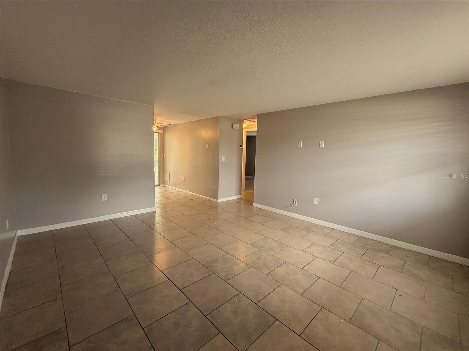 536 BRIARWOOD RD — photo 2