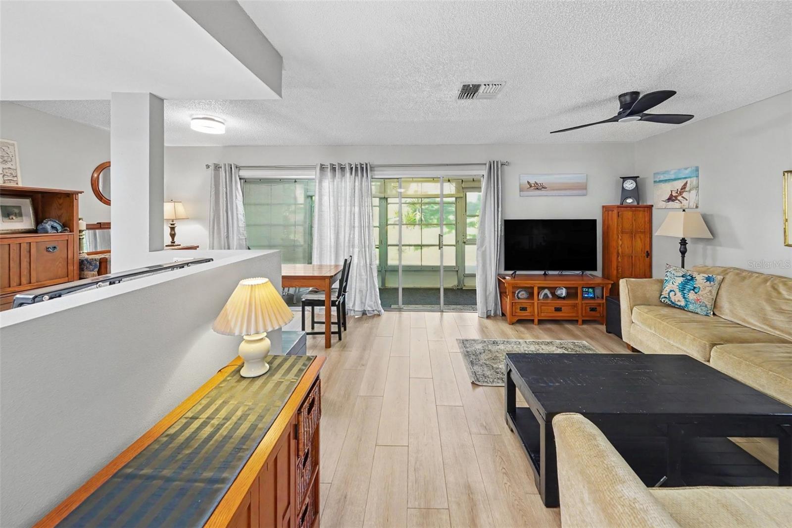 1652 HIGHLAND CLUB LN — photo 14