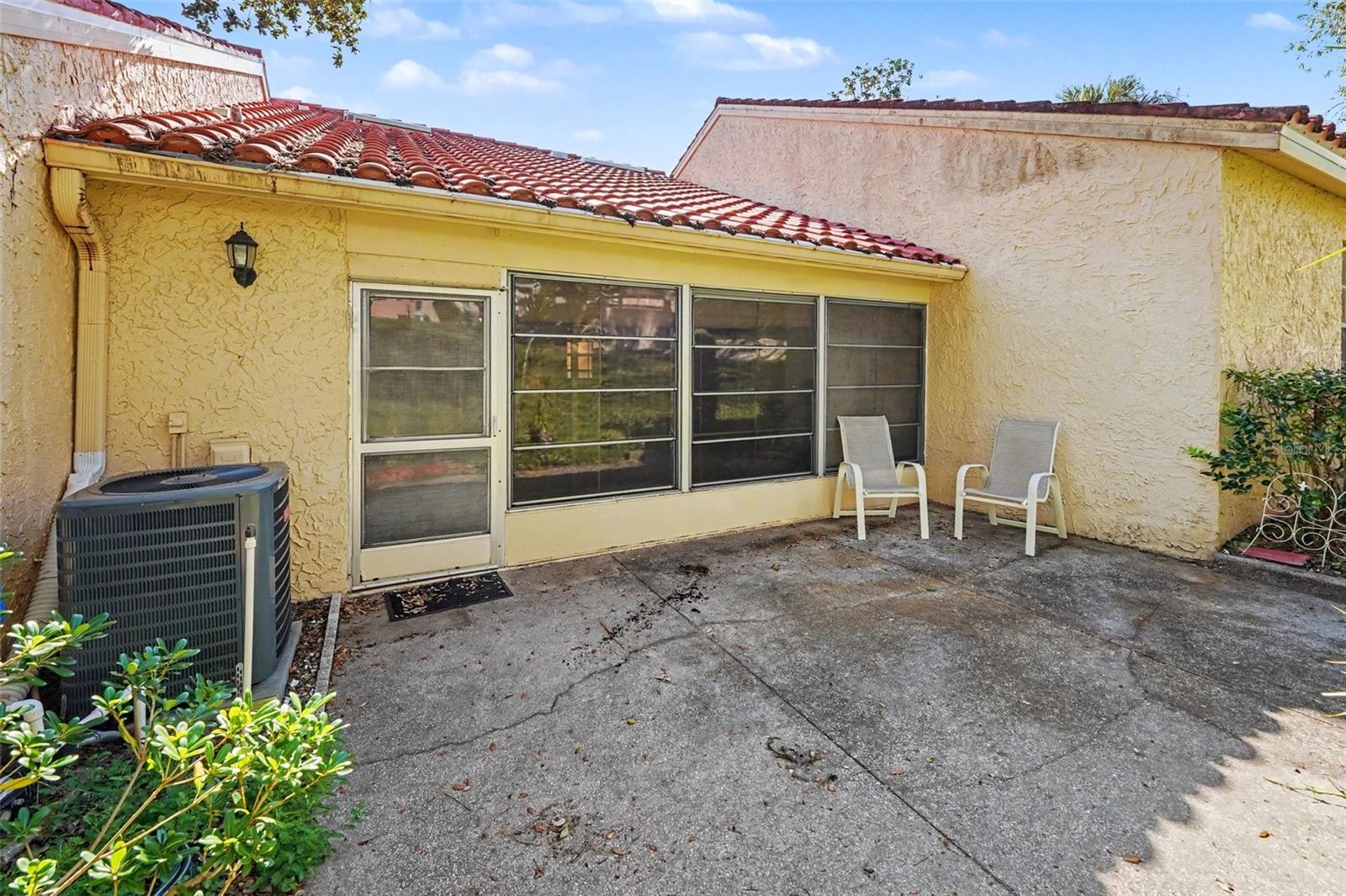 1652 HIGHLAND CLUB LN — photo 29