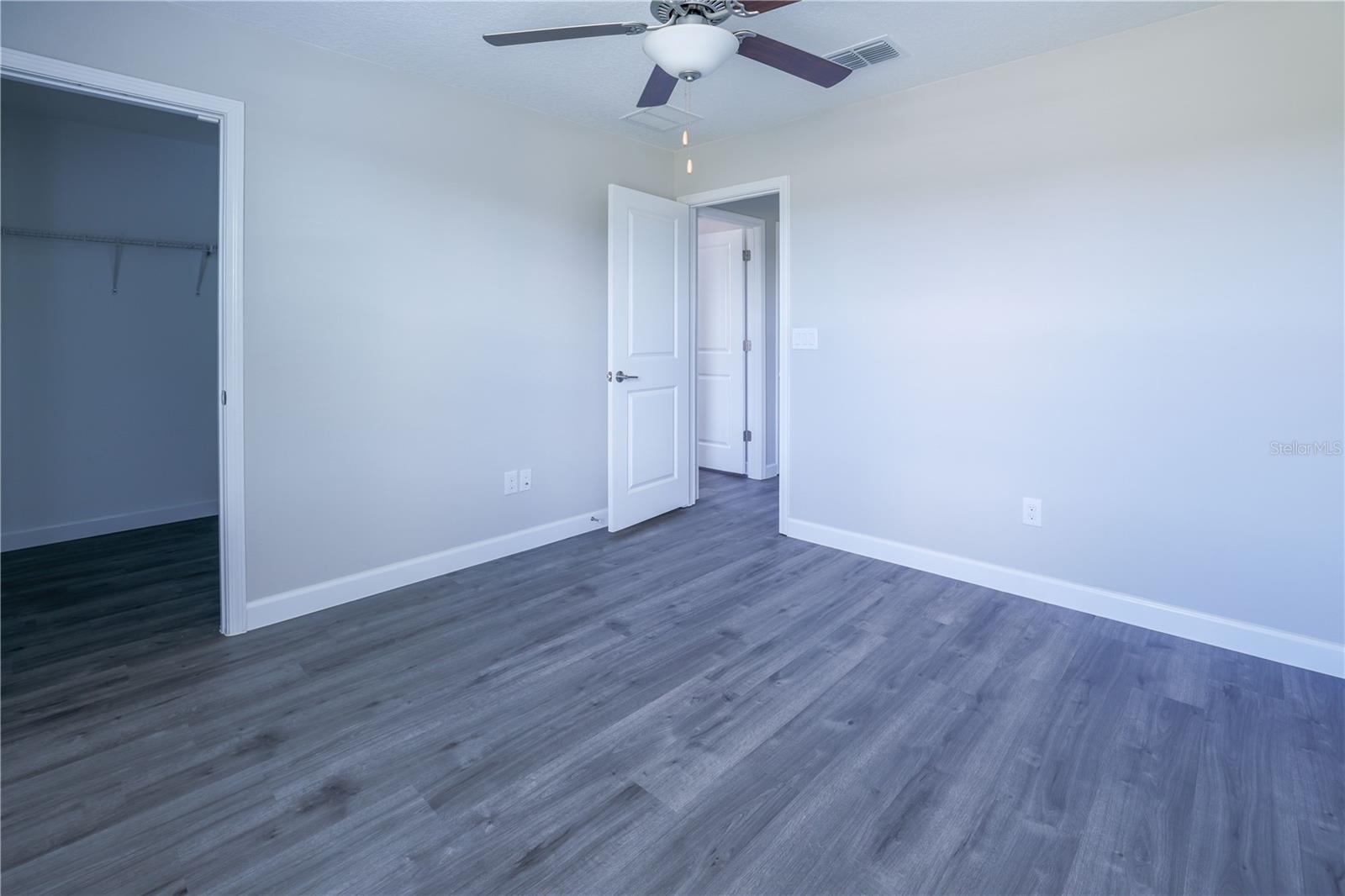 24893 LAMBRUSCO LOOP — photo 17