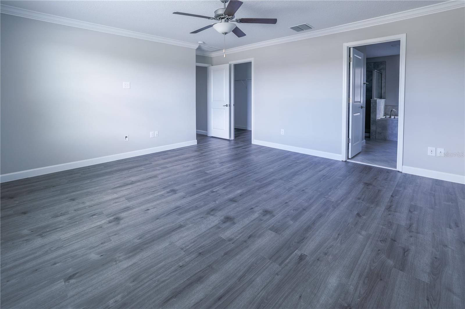 24893 LAMBRUSCO LOOP — photo 15