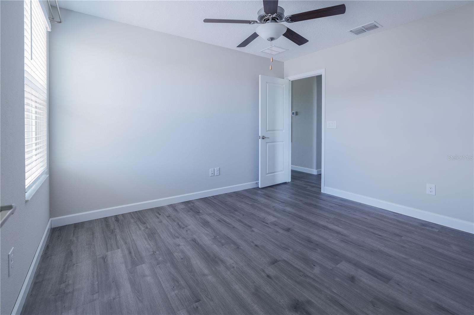 24893 LAMBRUSCO LOOP — photo 19