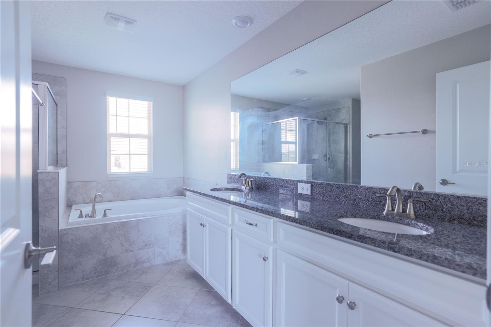 24893 LAMBRUSCO LOOP — photo 13