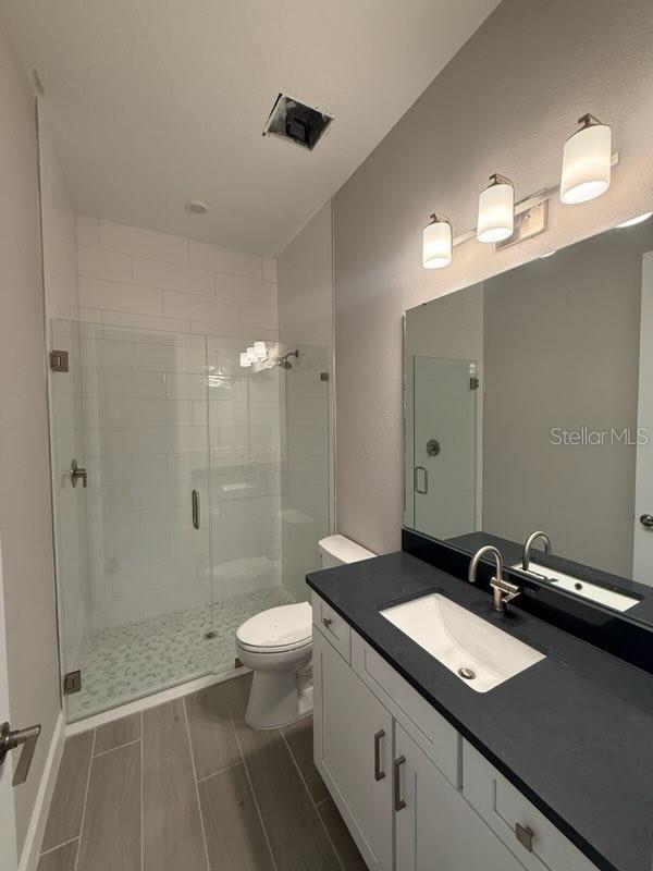 7716 MOONBEAM AVE — photo 10