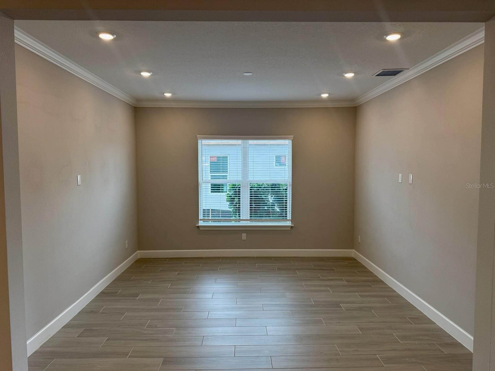 7716 MOONBEAM AVE — photo 5