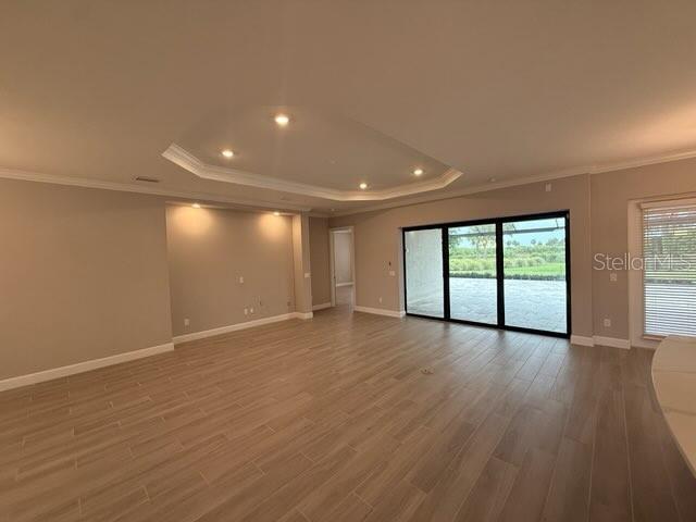 7716 MOONBEAM AVE — photo 18