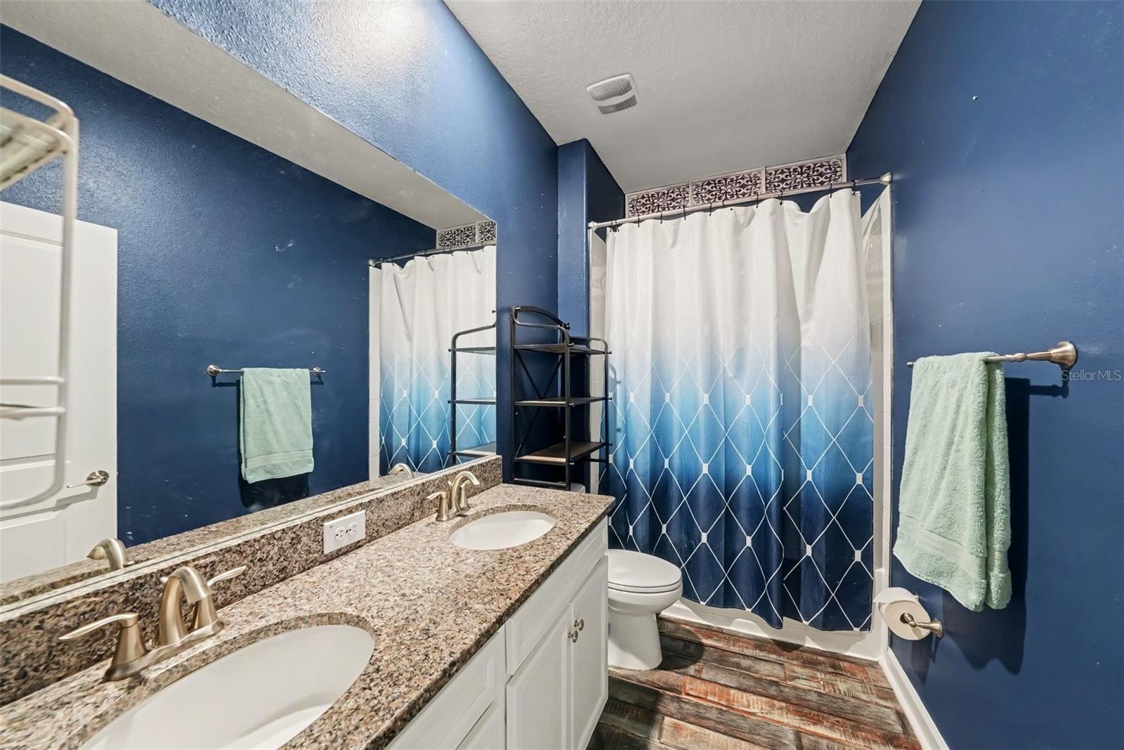 21922 CREST MEADOW DR — photo 23