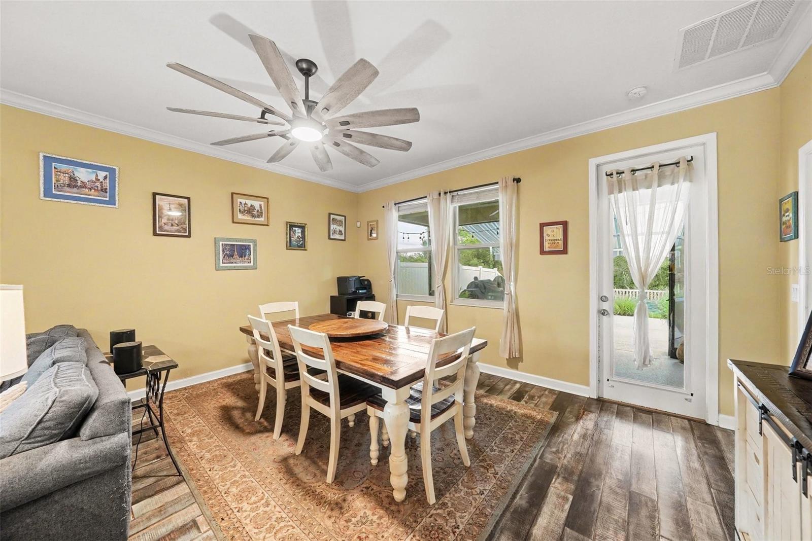 21922 CREST MEADOW DR — photo 8