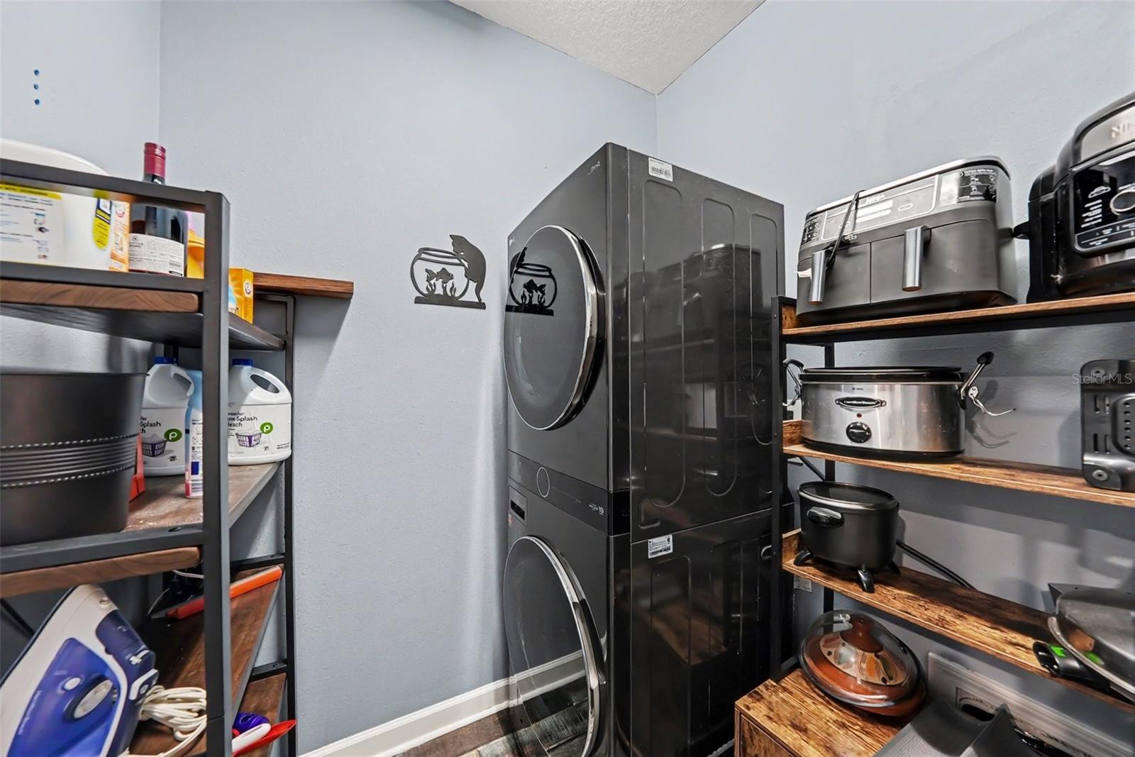 21922 CREST MEADOW DR — photo 26