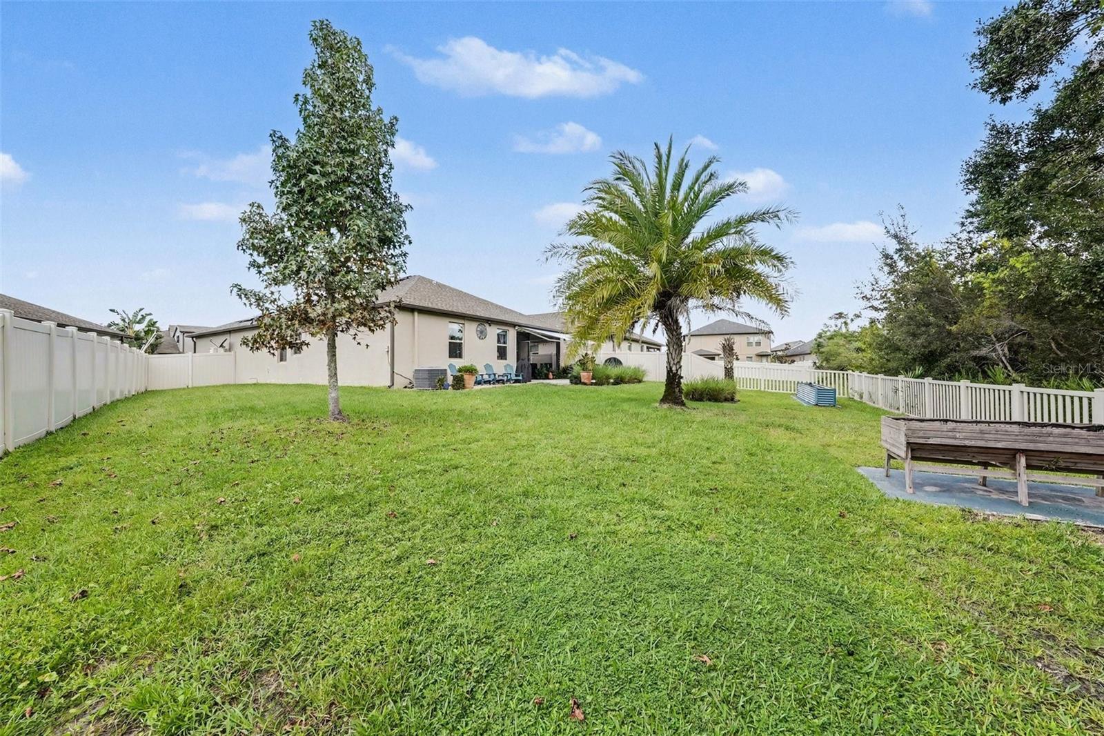 21922 CREST MEADOW DR — photo 29