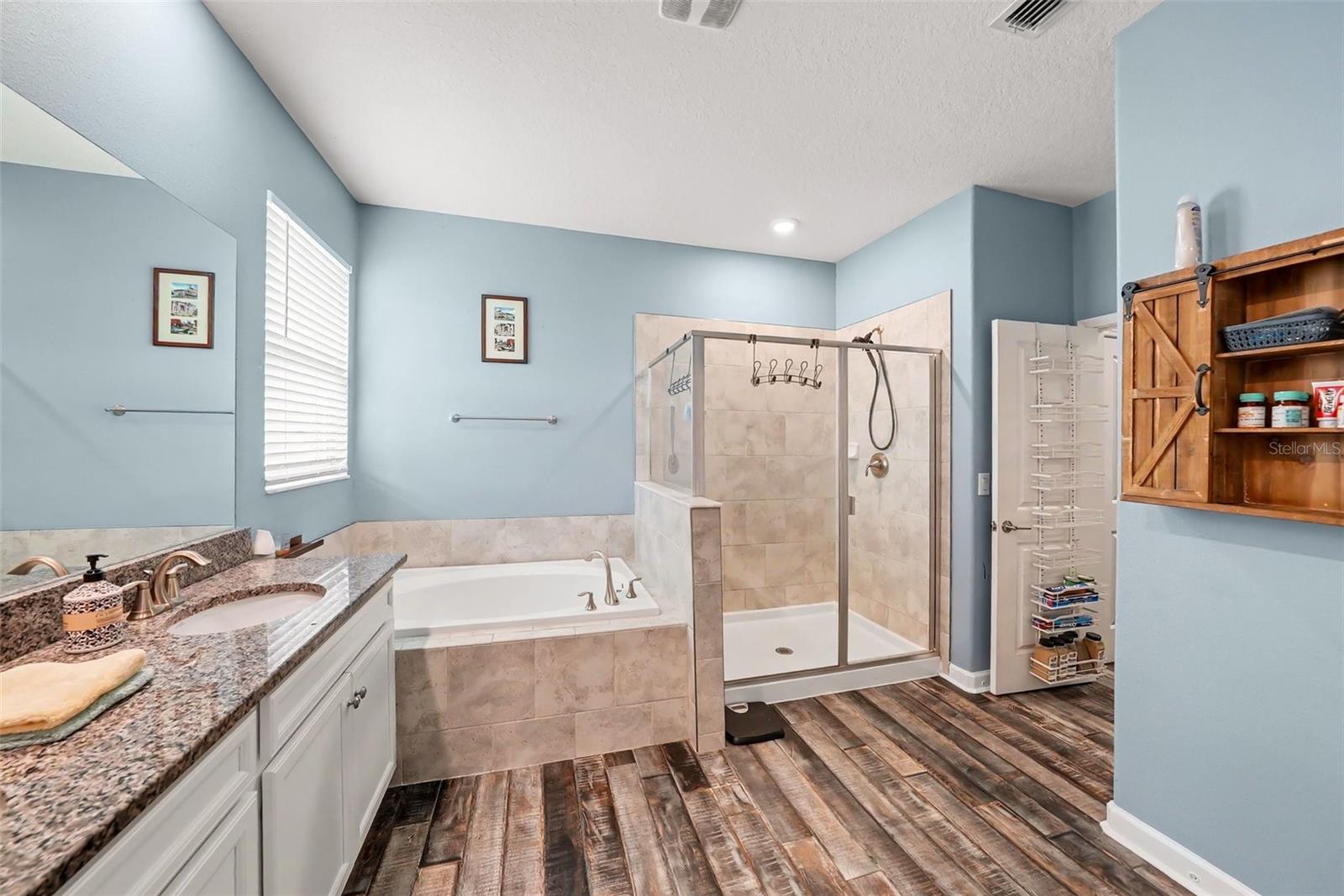 21922 CREST MEADOW DR — photo 18